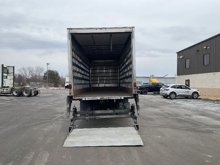 2024 Freightliner M2 106 - image 9