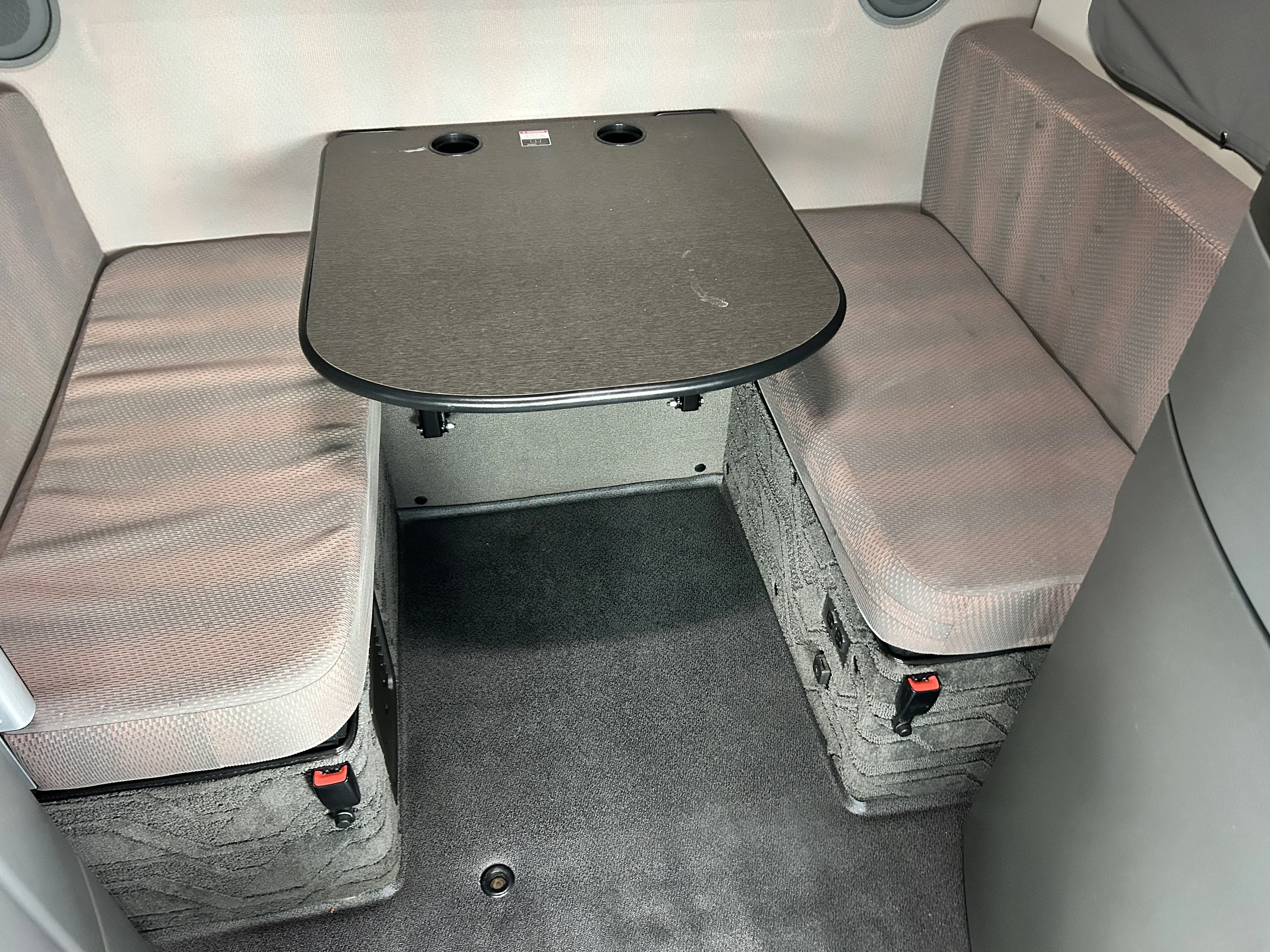 2024 Volvo VNL 860 - image 26