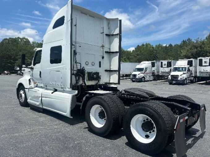 2020 International LT in Greensboro, NC — photo 5