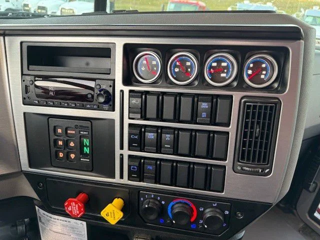 2026 Mack Granite - image 6