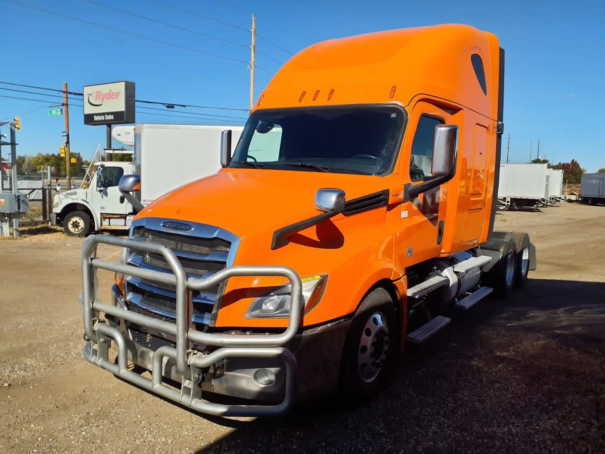 2019 Freightliner Cascadia in Commerce City, CO