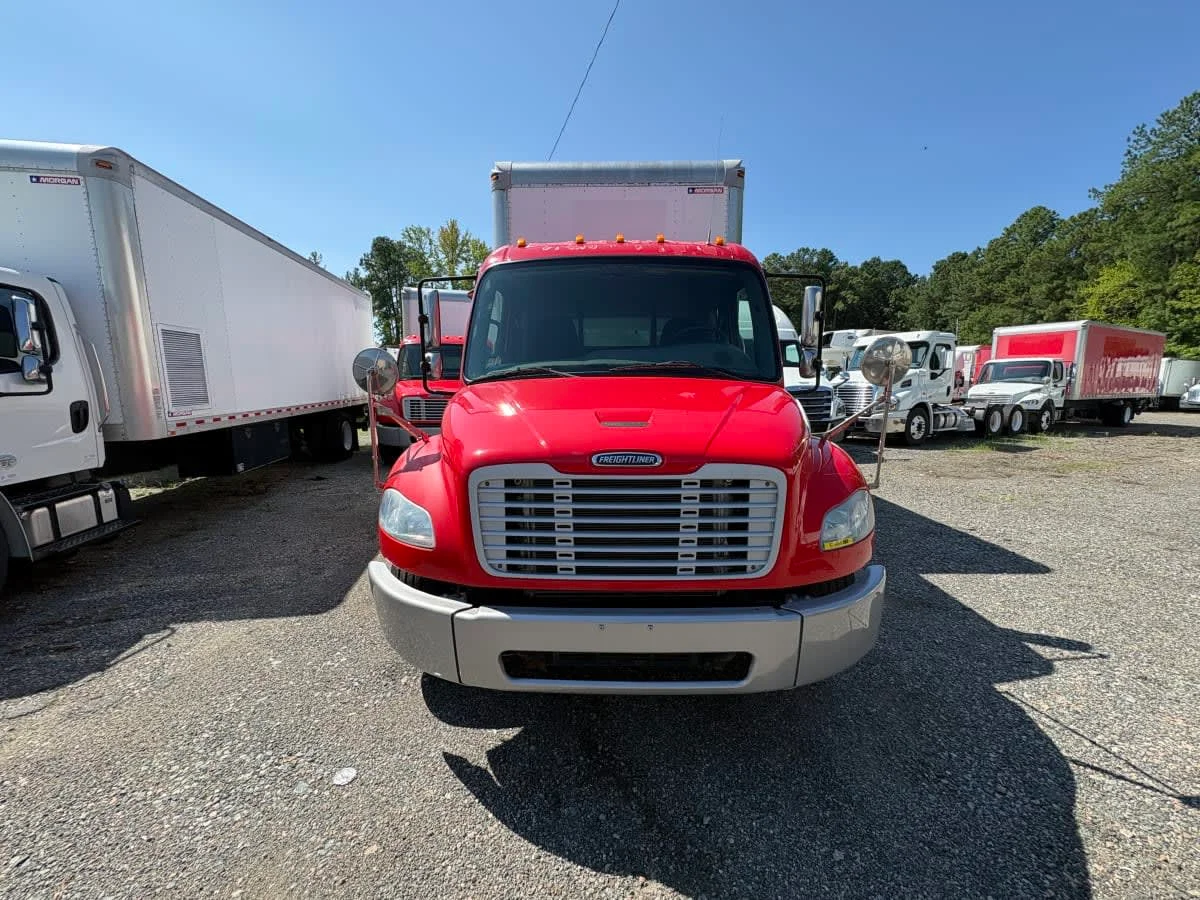 2017 Freightliner M2 106 in Ashland, VA — photo 2