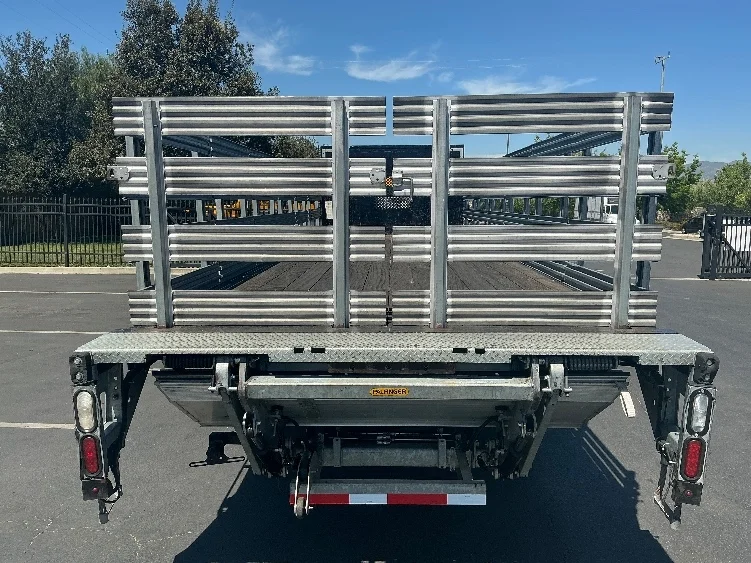 2020 Freightliner M2 106 - image 8