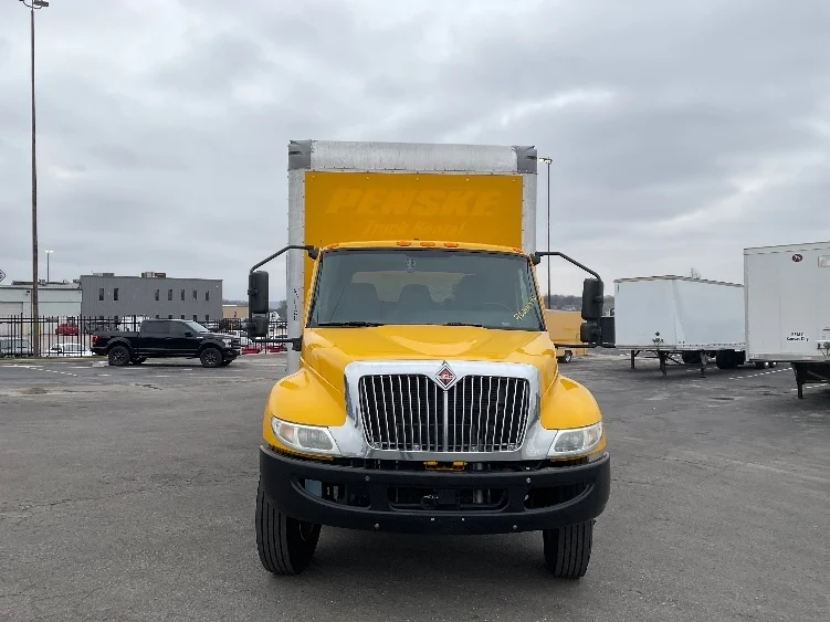 2021 International MV - image 2