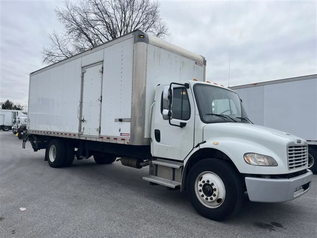 2020 Freightliner M2 106 - image 3