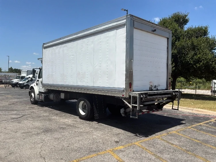 2020 Freightliner eM2 in San Antonio, TX — photo 6
