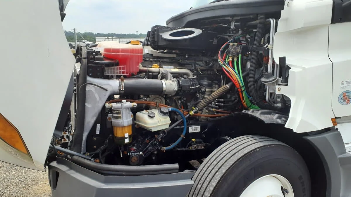 2019 Freightliner Cascadia in Birmingham, AL — photo 9