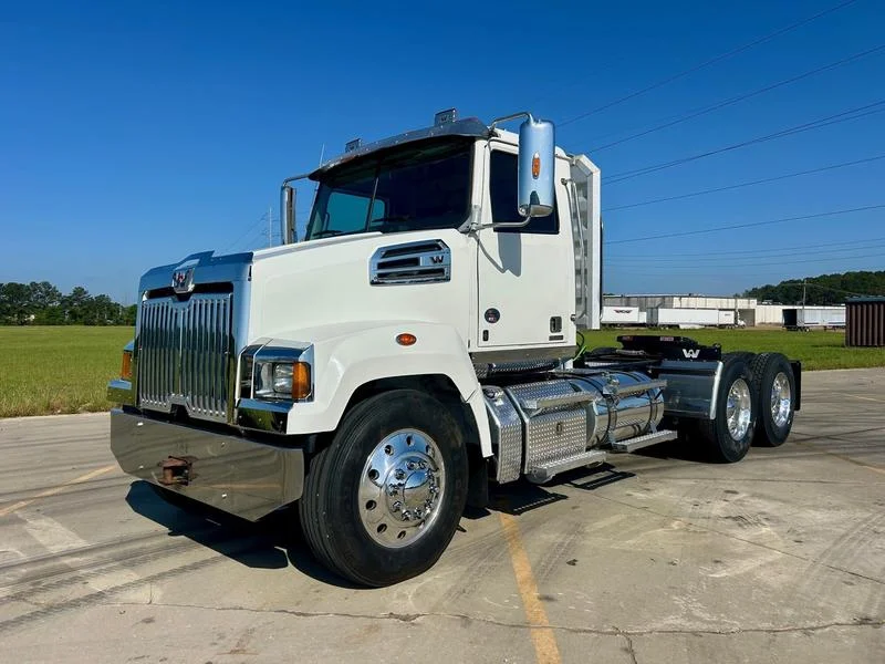2021 Western Star 4700 in Transport
