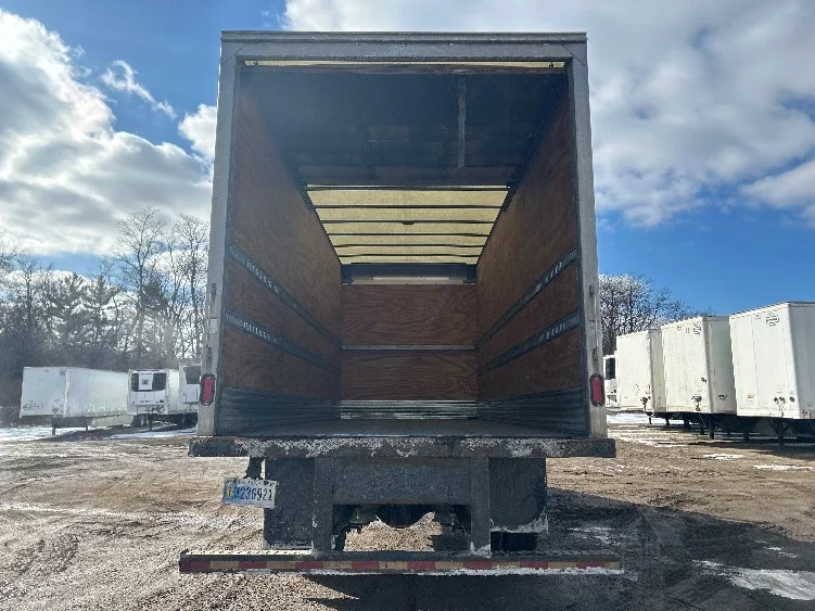 2019 Freightliner M2 106 - image 8