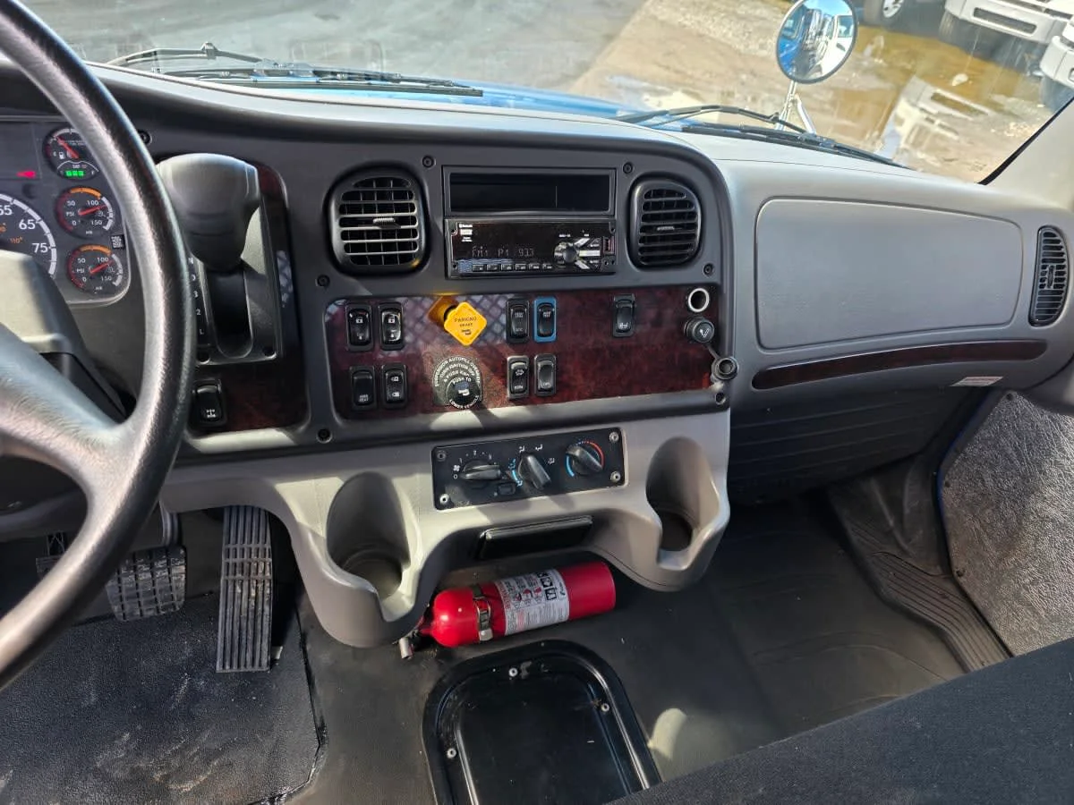 2020 Freightliner M2 106 in Bensalem, PA — photo 11