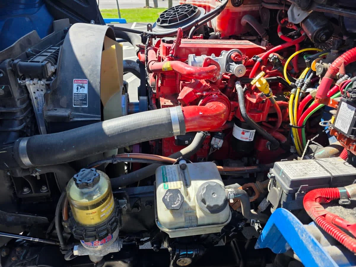 2020 Freightliner M2 106 - image 9