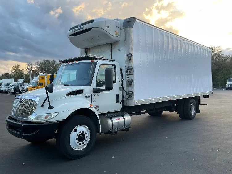 2021 International MV in Tampa, FL — photo 3