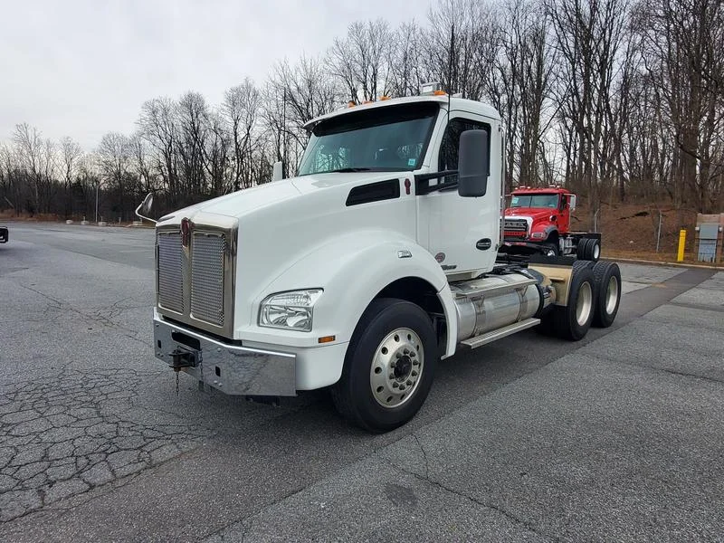 2020 Kenworth T880