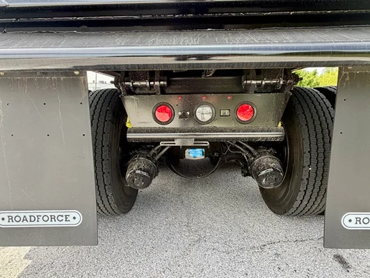 2027 Kenworth T880 in Springfield, MO — photo 18