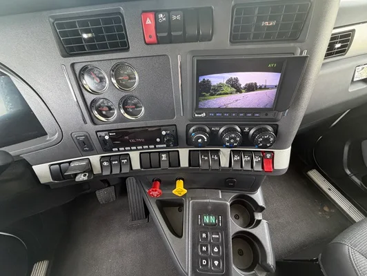 2027 Kenworth T880 in Springfield, MO — photo 24