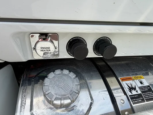 2027 Kenworth T880 in Springfield, MO — photo 10