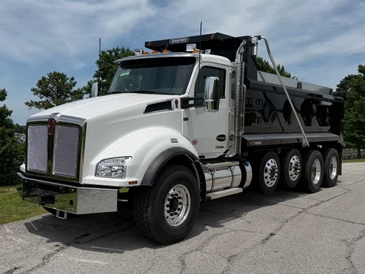 2027 Kenworth T880 in Springfield, MO — photo 2
