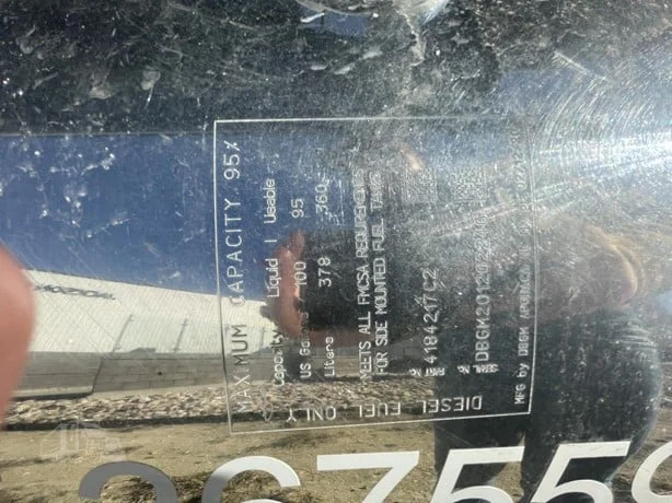 2022 International LT in Casper, WY — photo 8