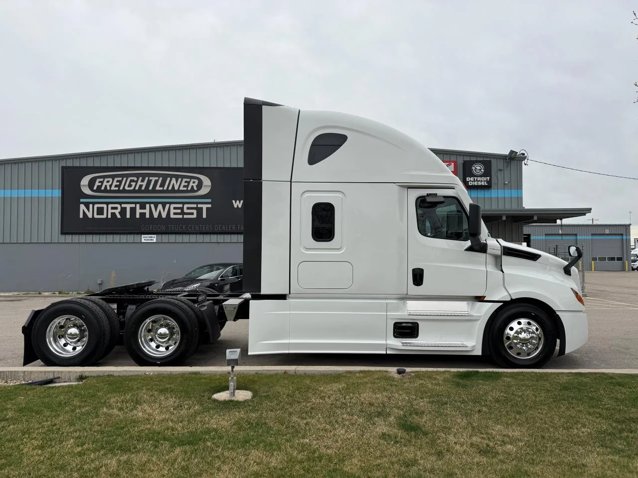2027 Freightliner Cascadia in Nampa, ID — photo 5