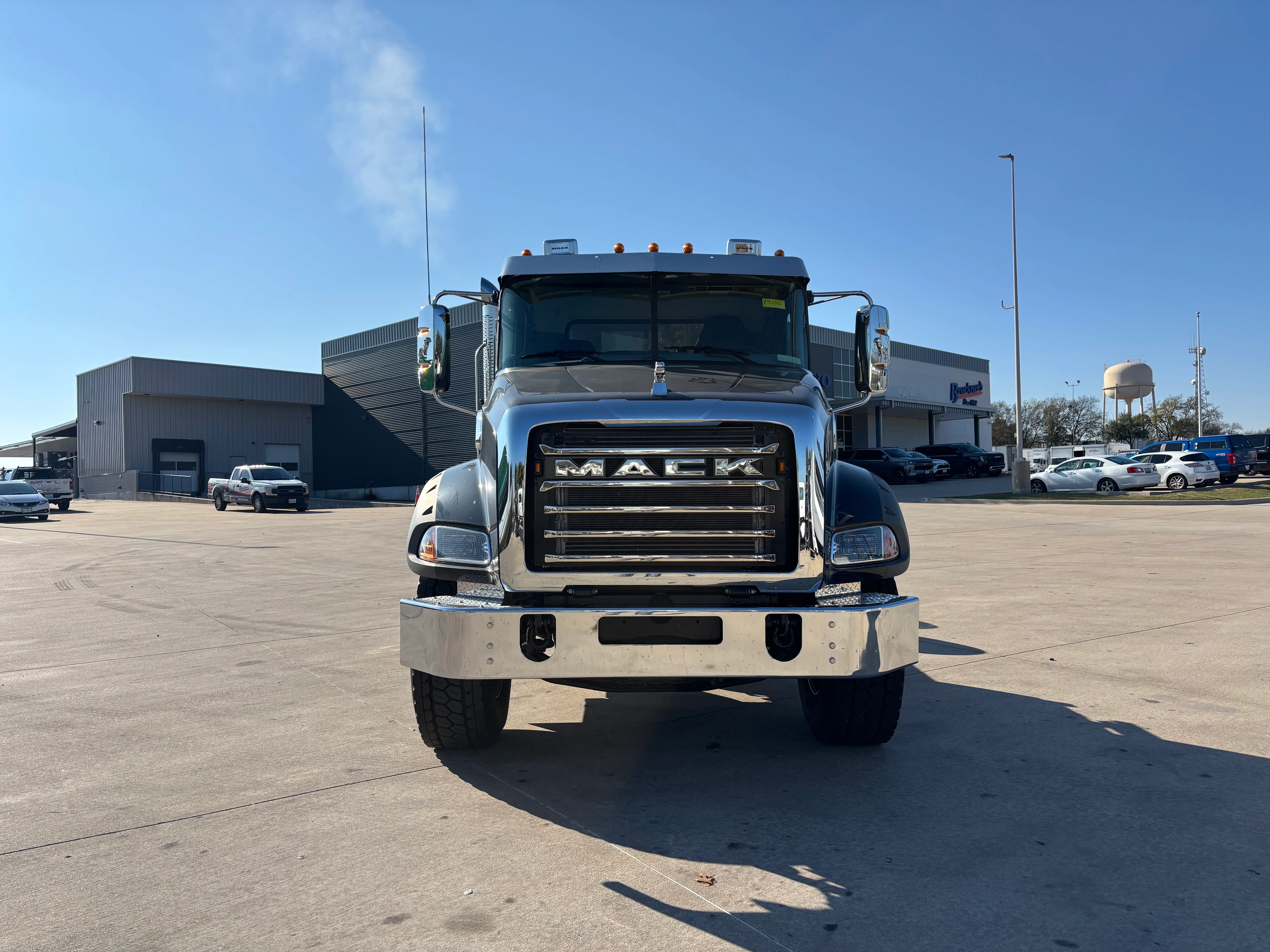2025 Mack Granite in Denver, CO — photo 2