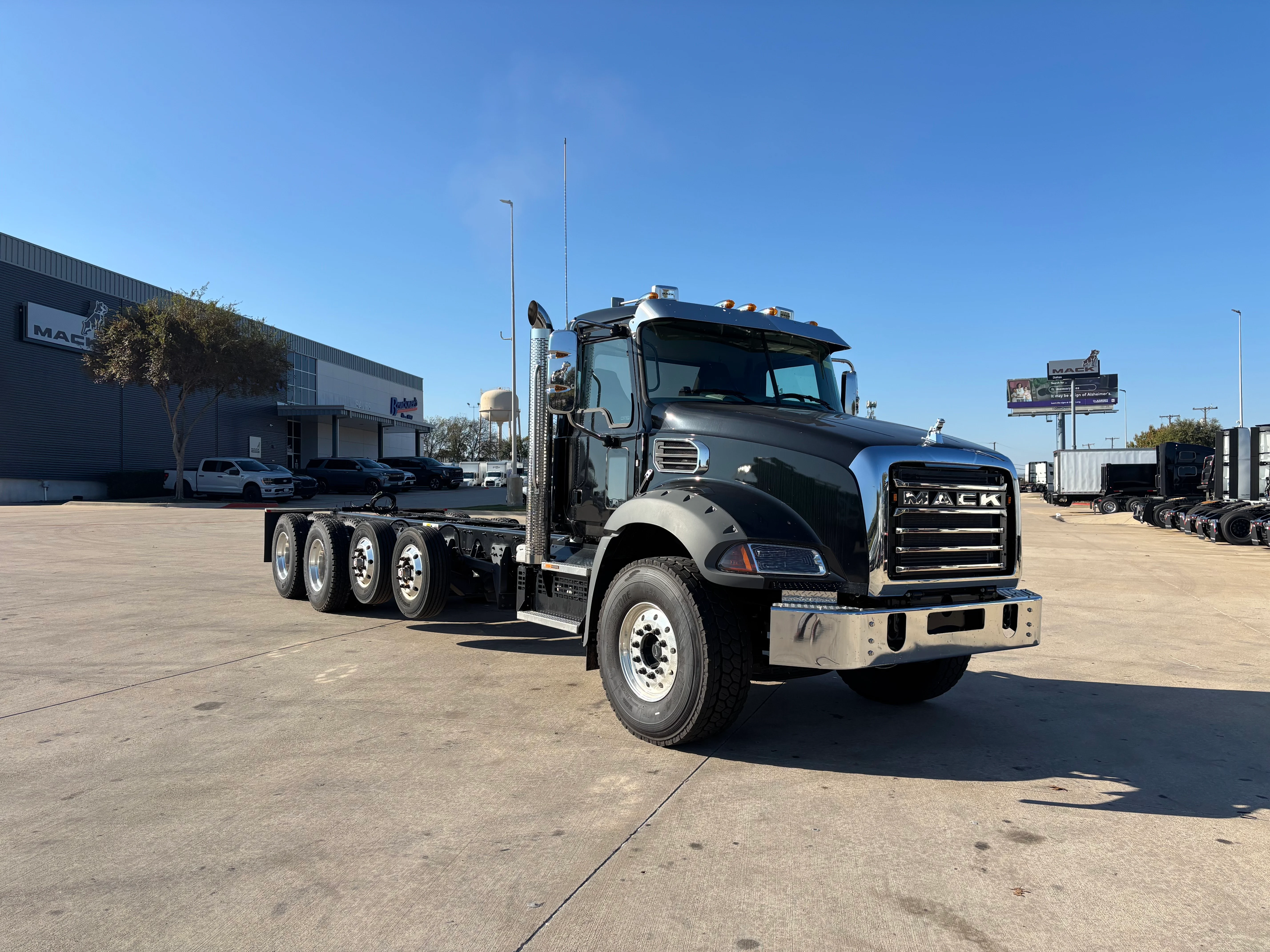 2025 Mack Granite in Denver, CO — photo 3