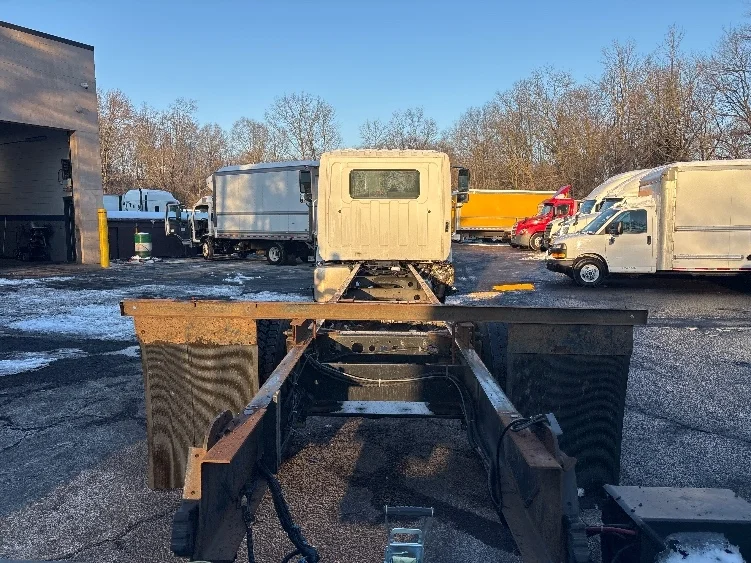 2020 Hino 268 - image 7