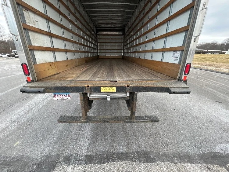 2022 International MV - image 10