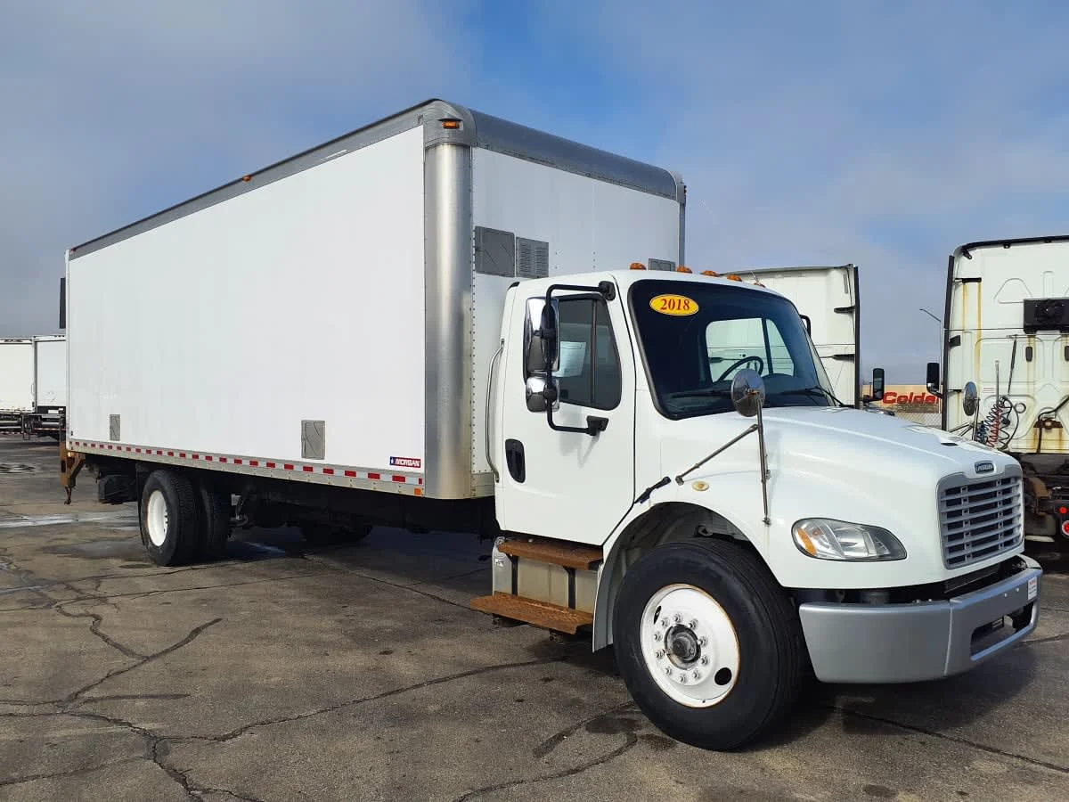 2018 Freightliner M2 106 in Oak Creek, WI — photo 3