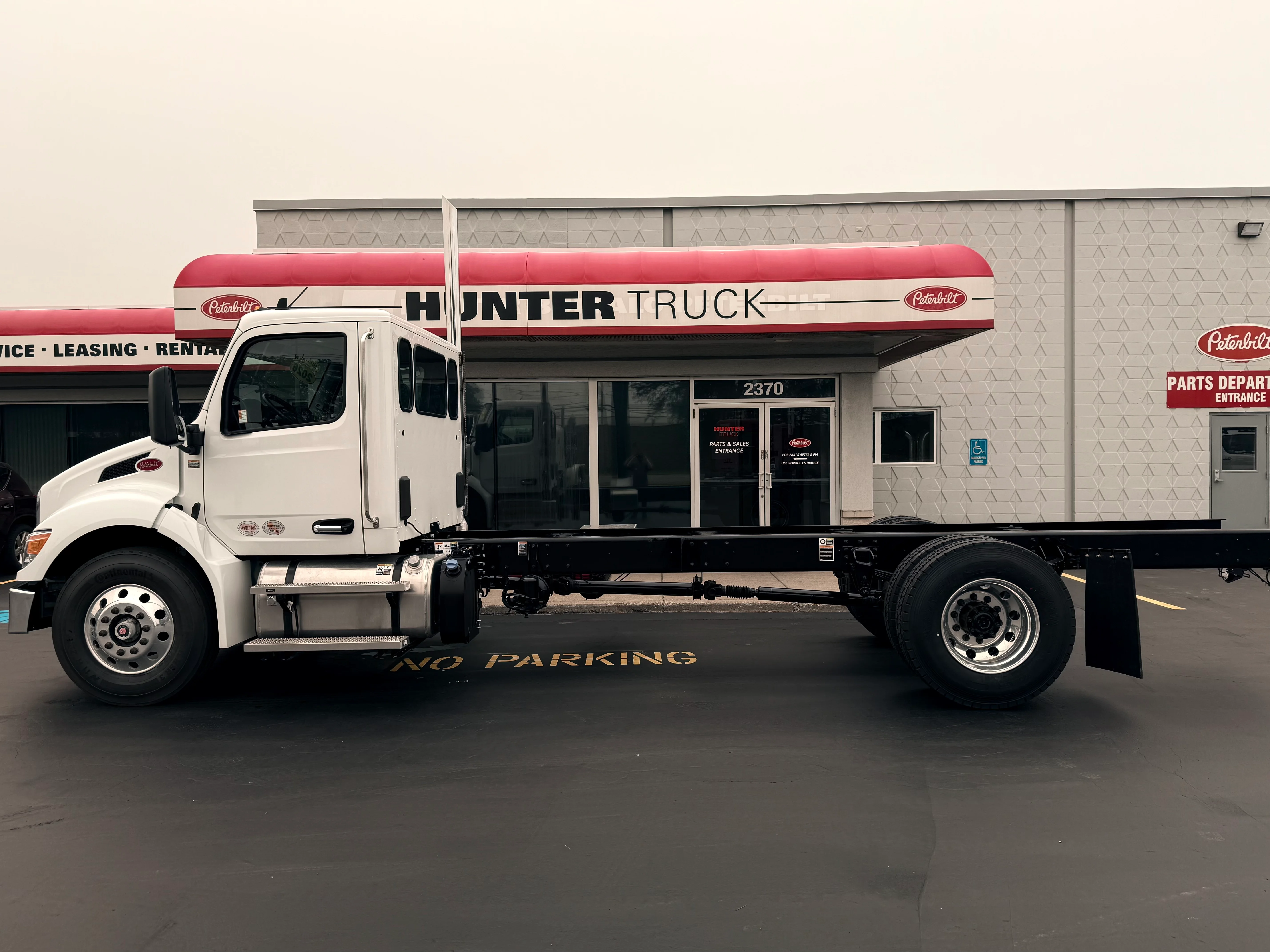 2026 Peterbilt 537 in Buffalo, NY — photo 11