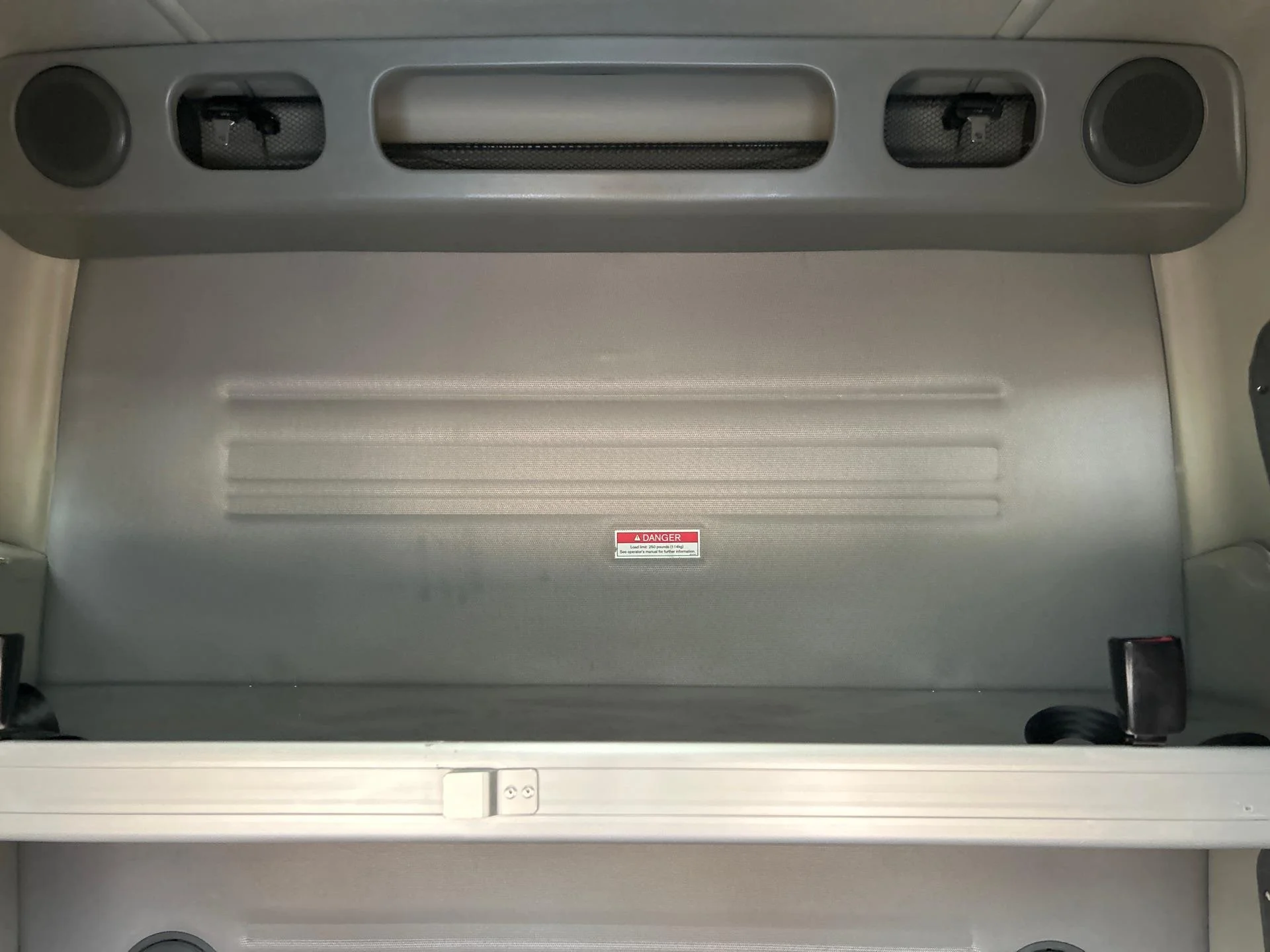 2019 Volvo VNL 860 - image 22