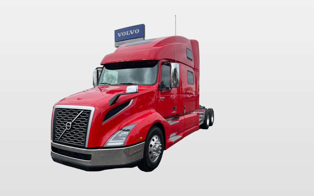 2023 Volvo - image 1