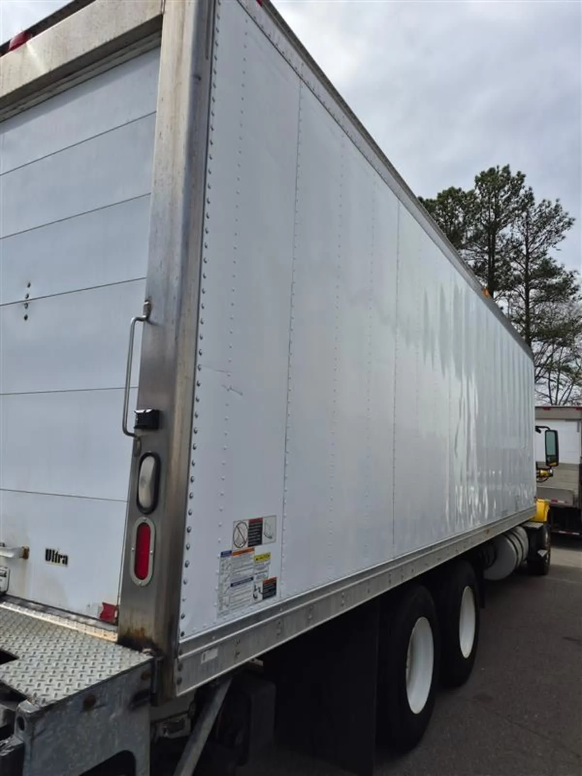 2016 Volvo VNL 860 in Ashland, VA — photo 4