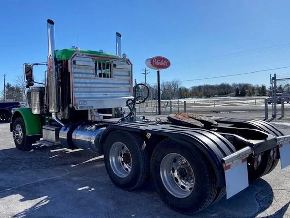 2023 Peterbilt 389 - image 5