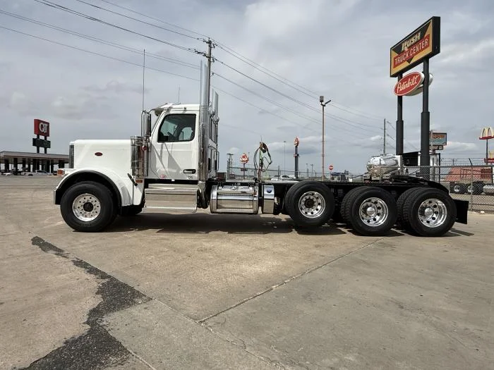 2027 Peterbilt 589 - image 13