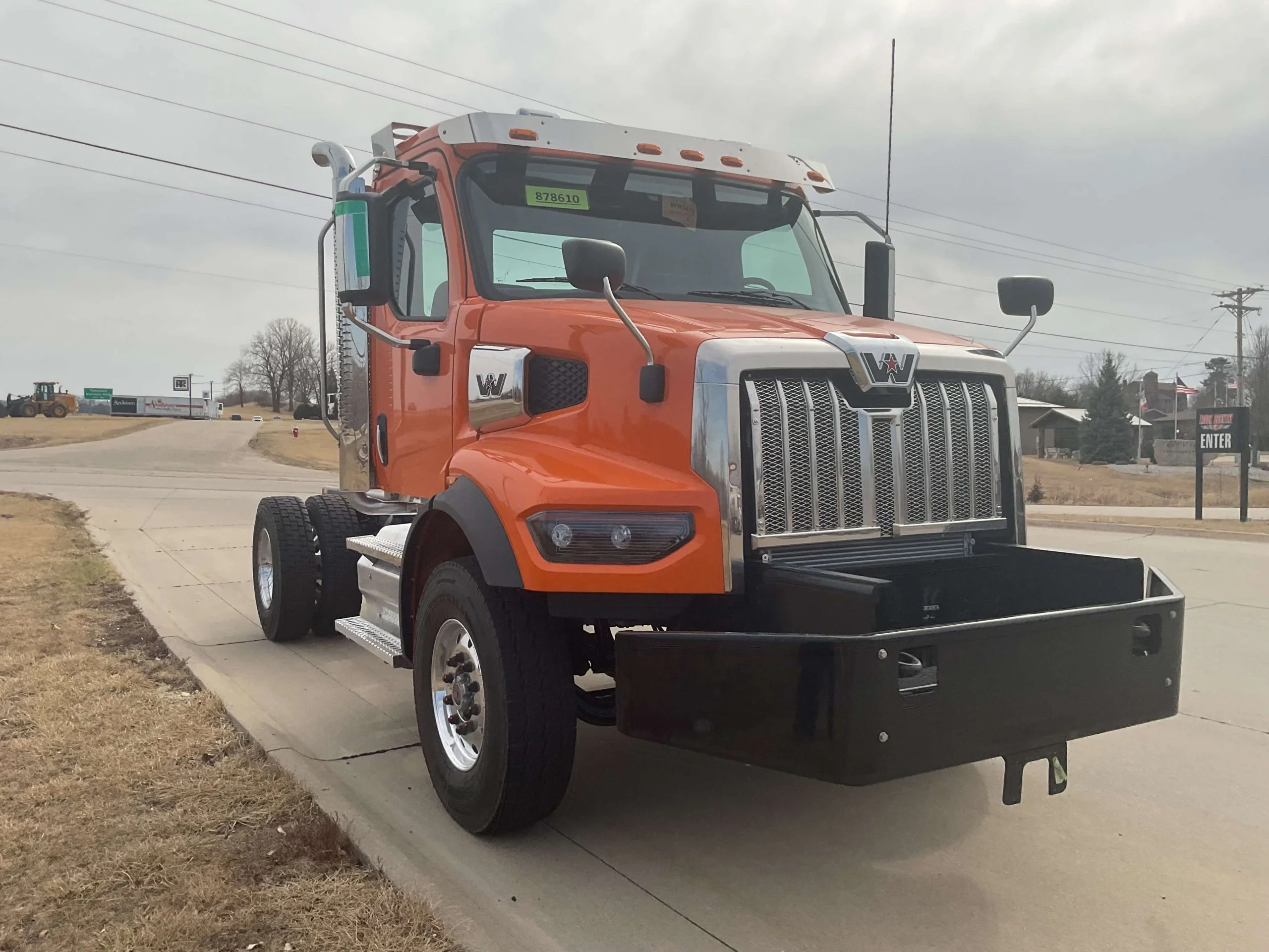 2026 Western Star 47X in Milwaukee, WI — photo 3