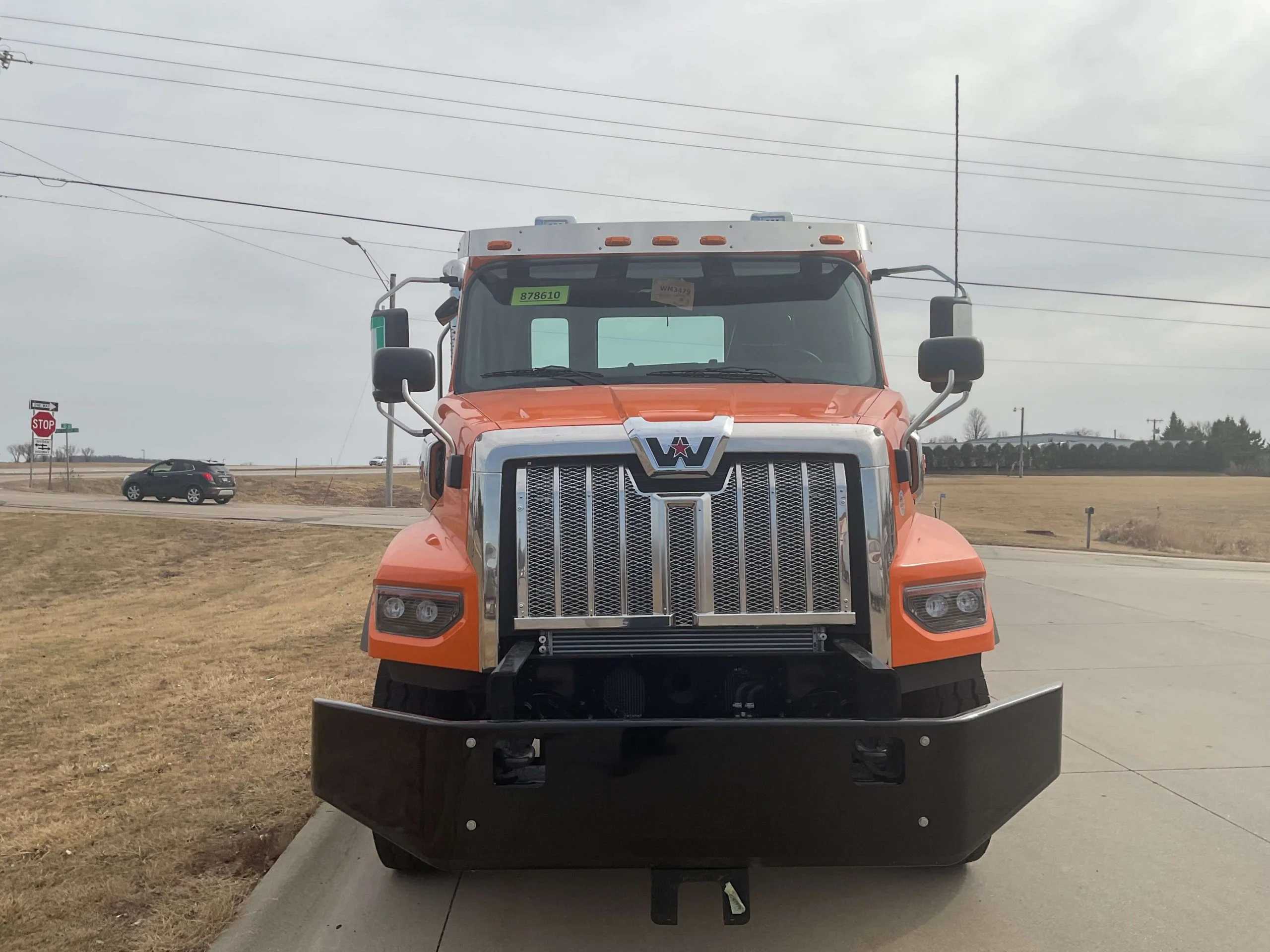 2026 Western Star 47X in Milwaukee, WI — photo 2