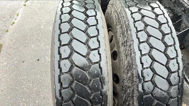 2020 Kenworth T680 - image 8