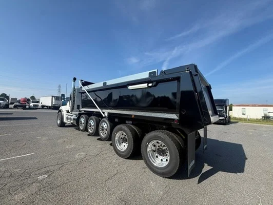 2027 Kenworth T880 in Concord, NC — photo 13