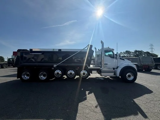2027 Kenworth T880 in Concord, NC — photo 9