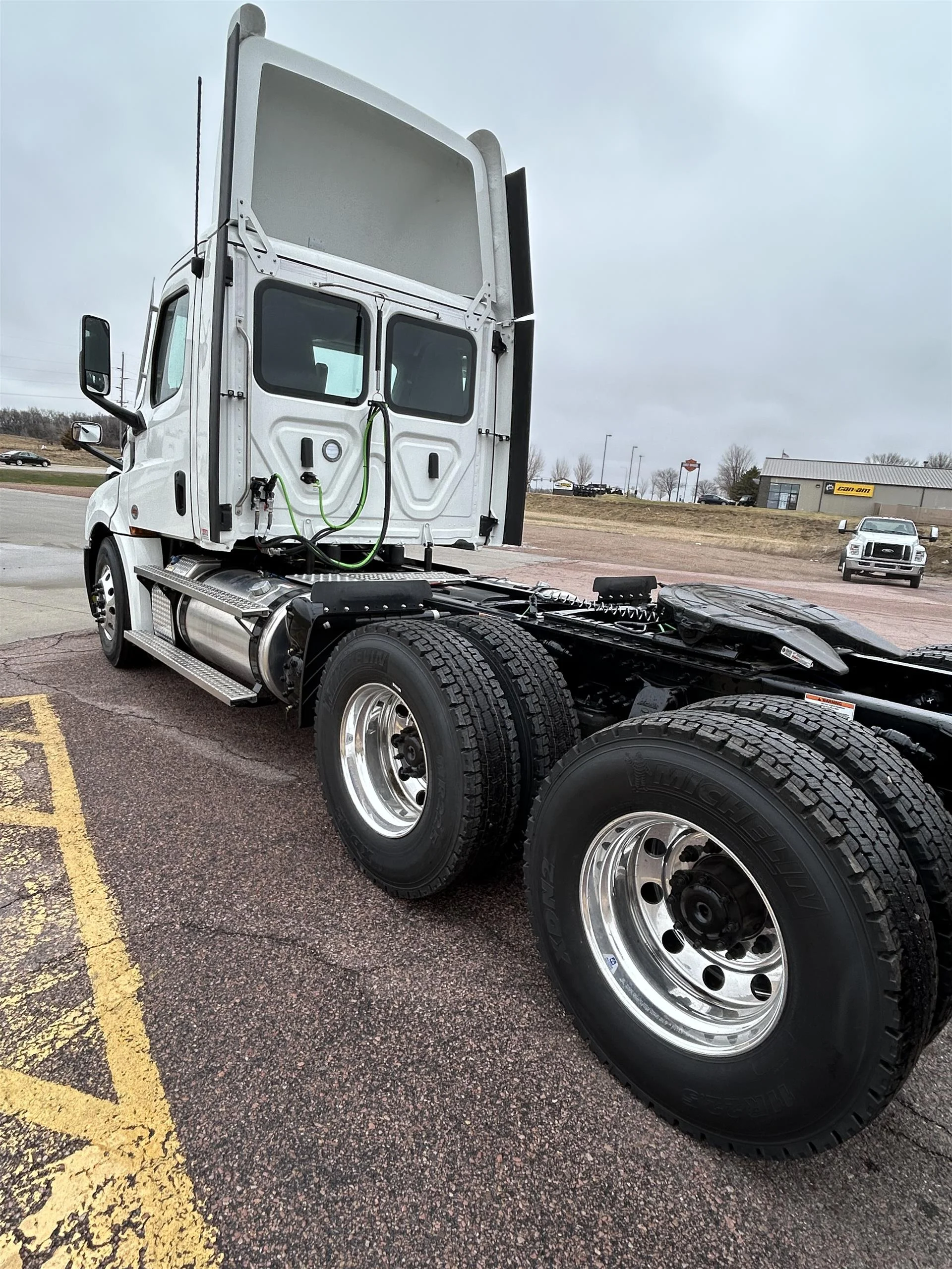 2026 Freightliner Cascadia in Sioux Falls, SD — photo 6
