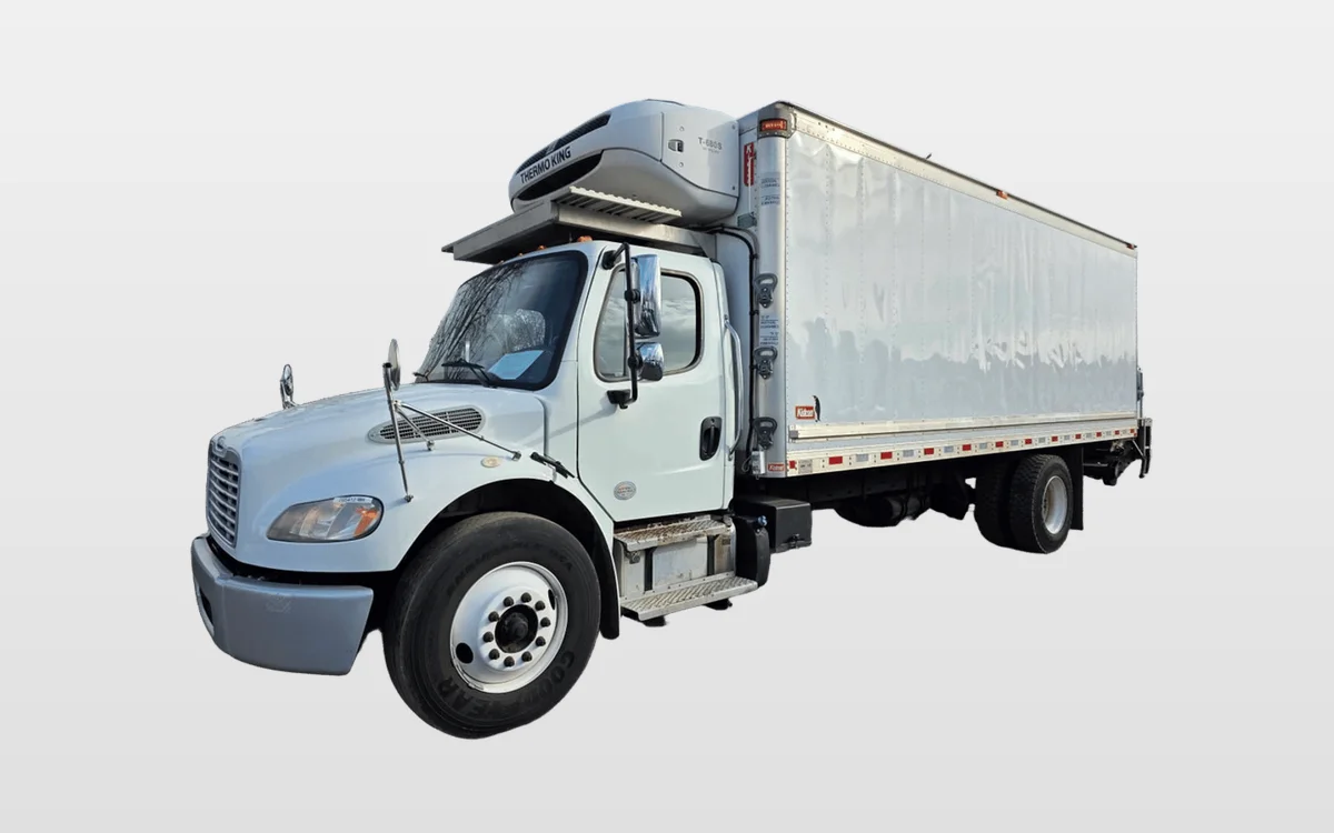 2020 Freightliner M2 106 - image 1