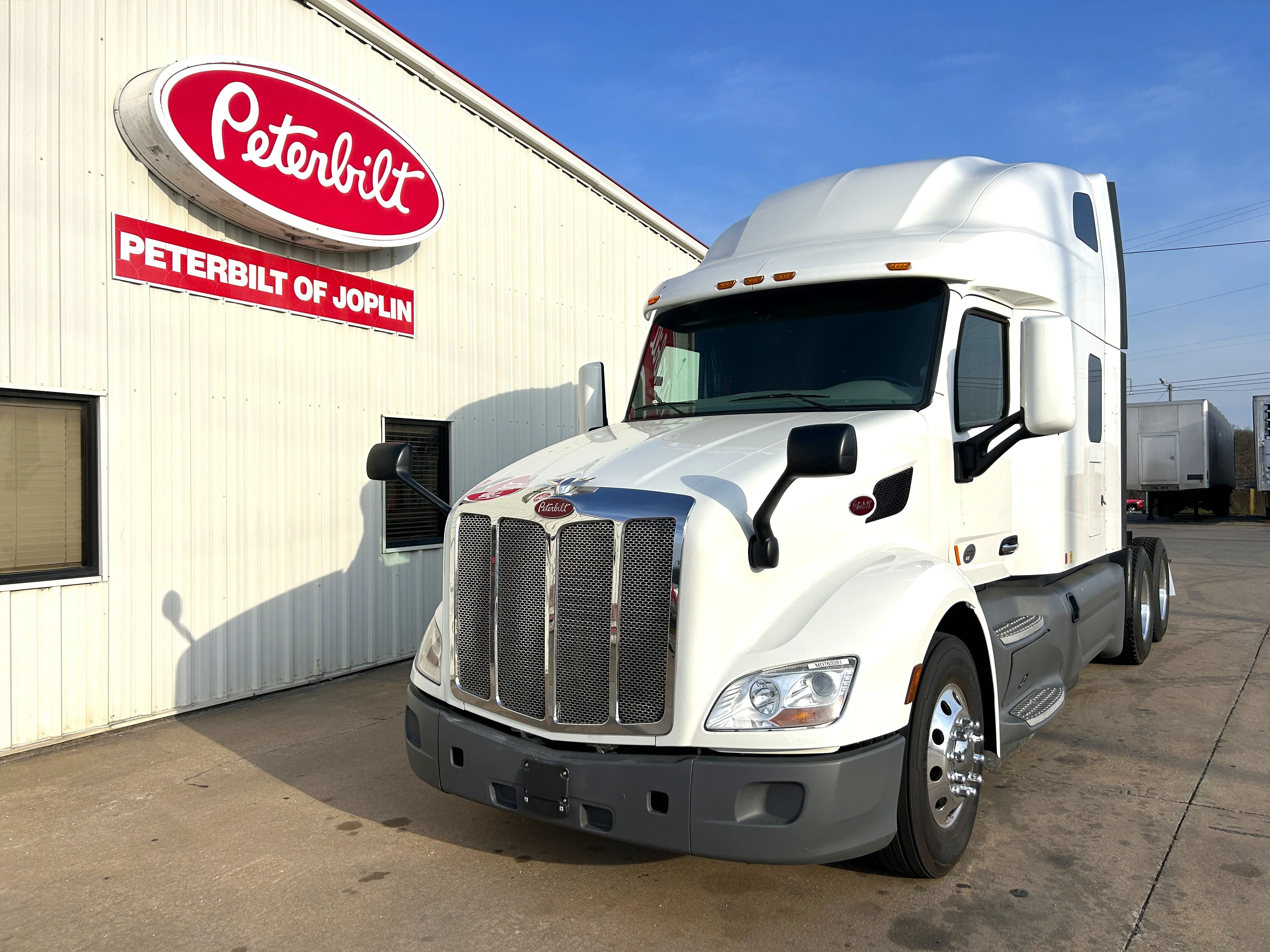 2021 Peterbilt 579 - image 1