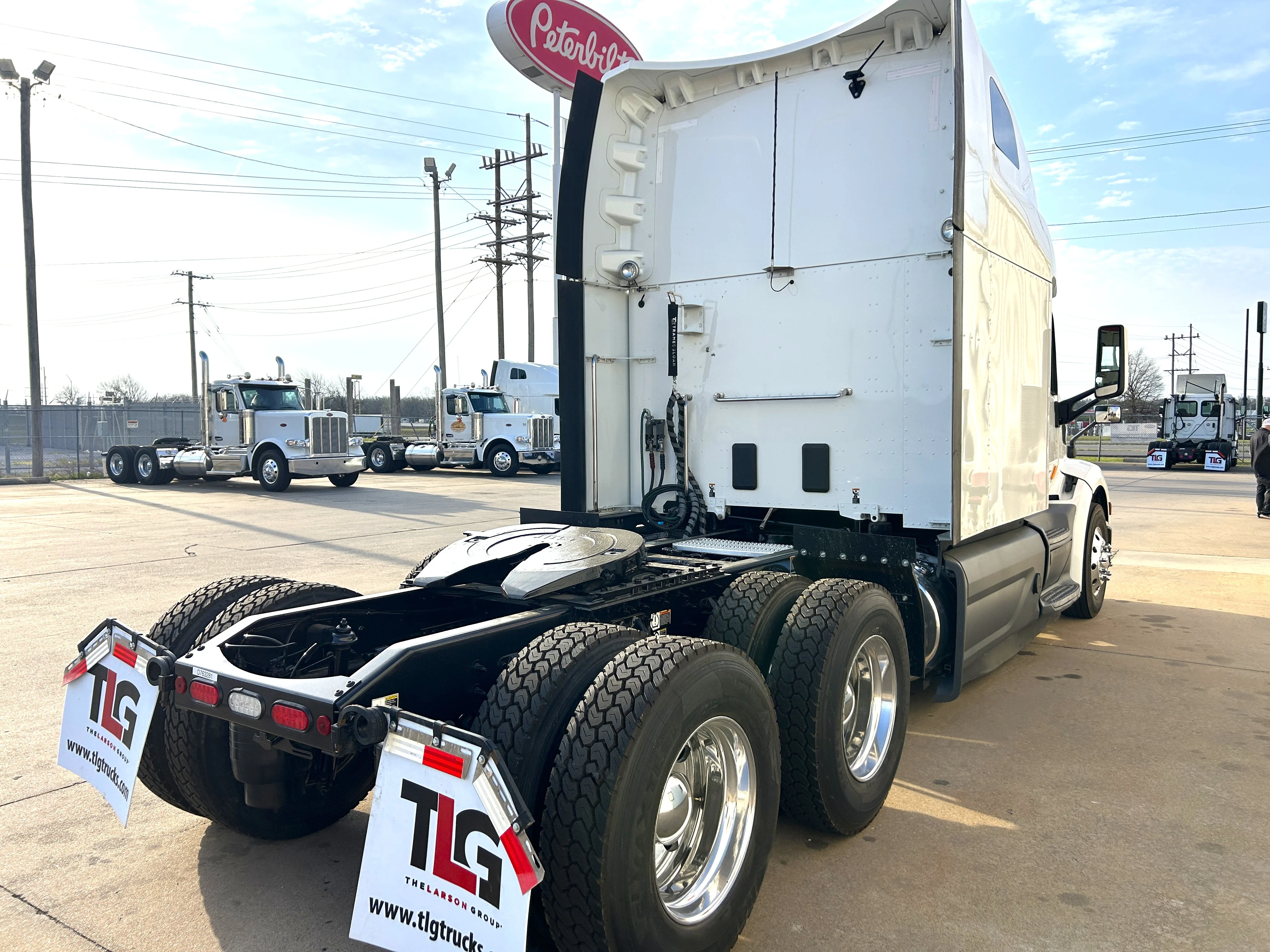 2021 Peterbilt 579 - image 7