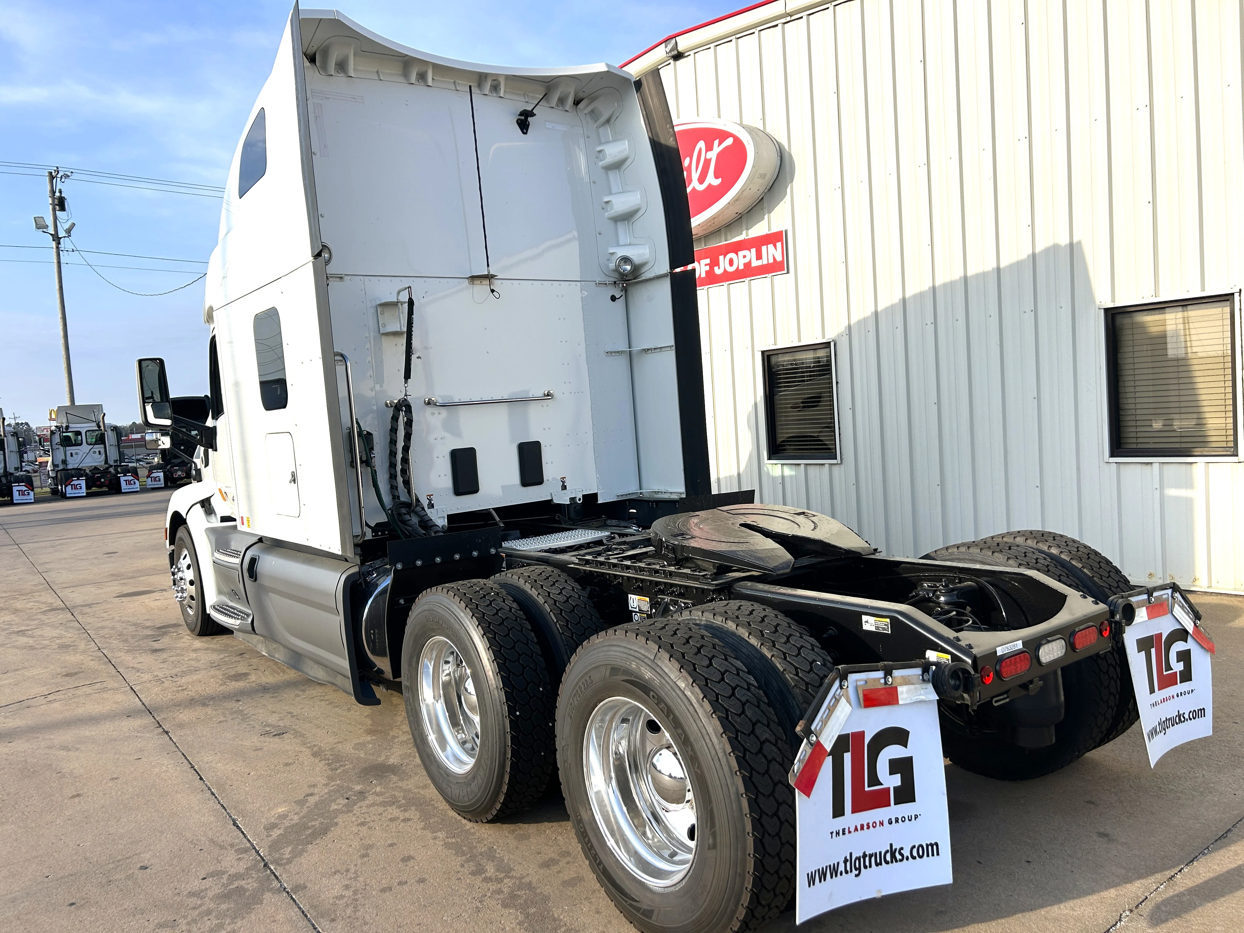 2021 Peterbilt 579 - image 5