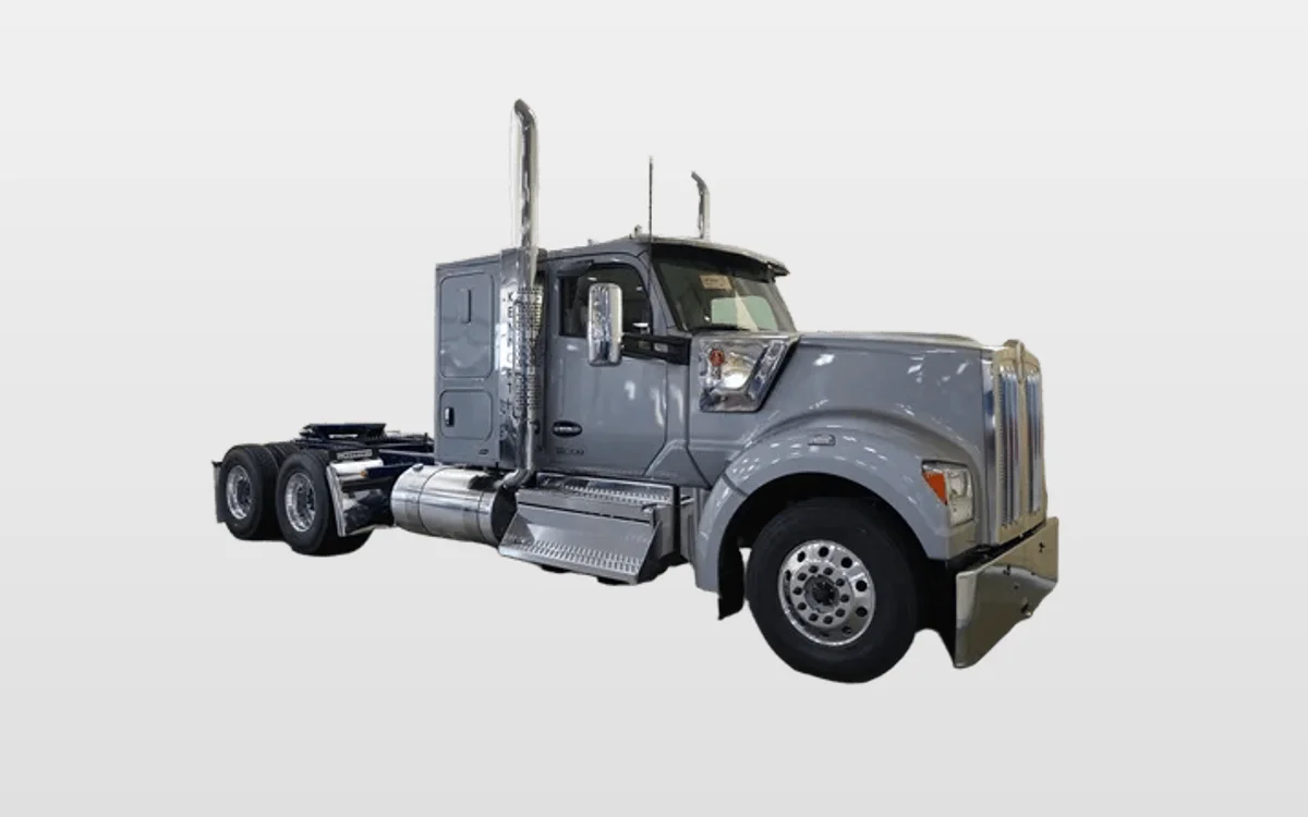 2027 Kenworth W990 - image 1