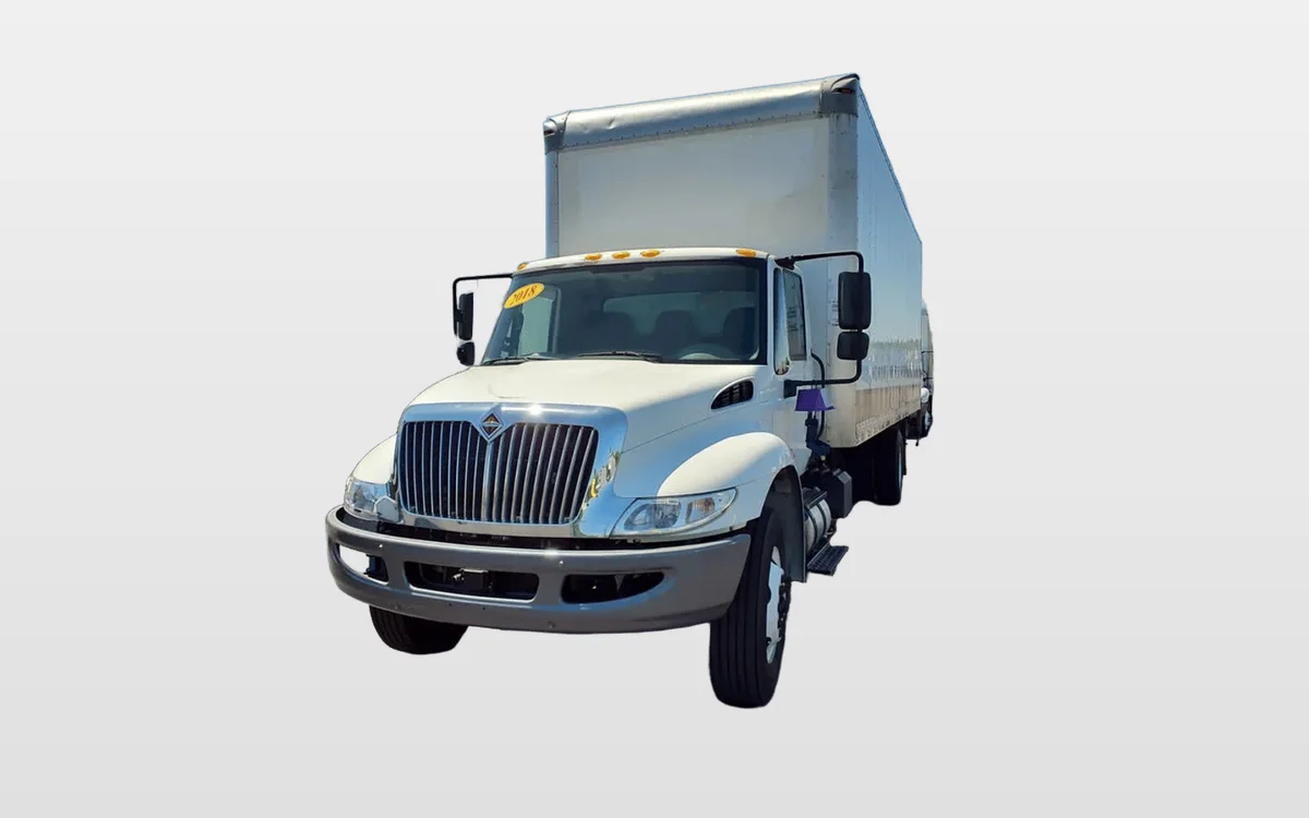 2018 International 4300 - image 1