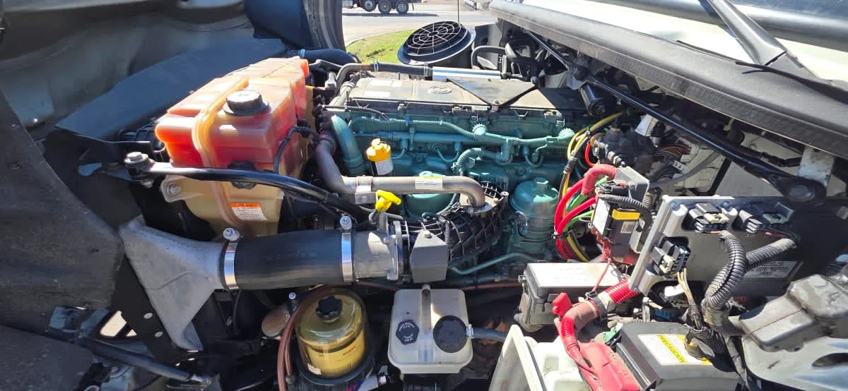 2019 Freightliner M2 112 - image 9