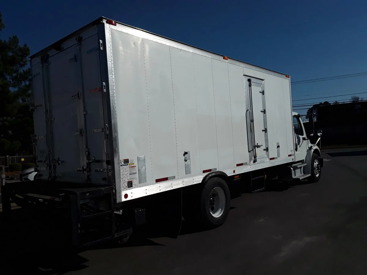 2018 Freightliner M2 106 in Greenville, SC — photo 7