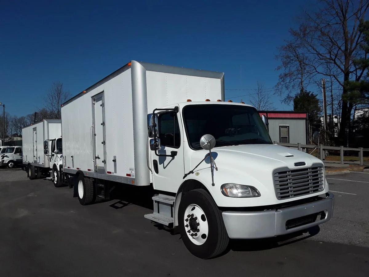 2018 Freightliner M2 106 in Greenville, SC — photo 3
