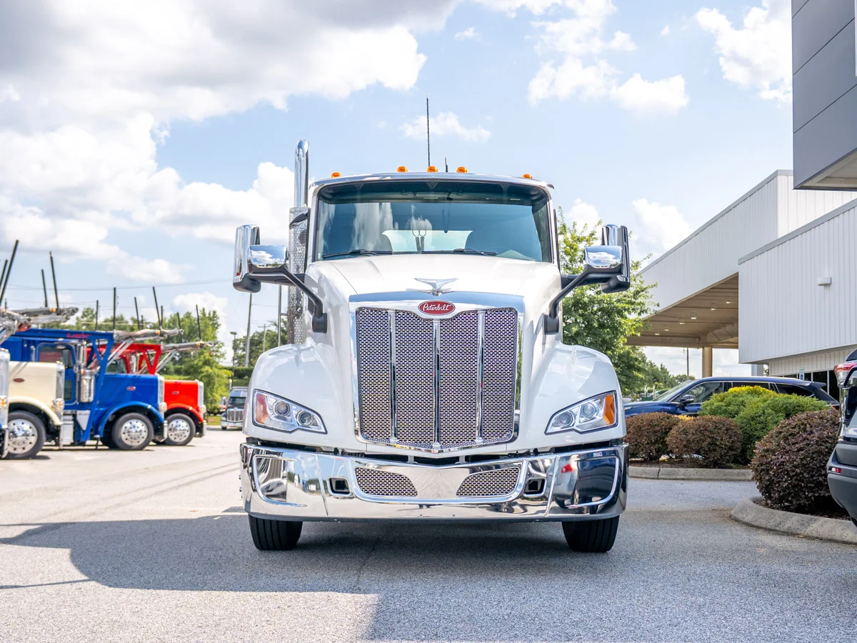 2027 Peterbilt 579 in Knoxville, TN — photo 6